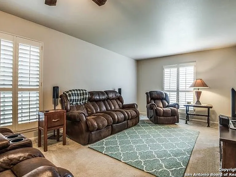 342 E Terra Alta Dr — Photo 3