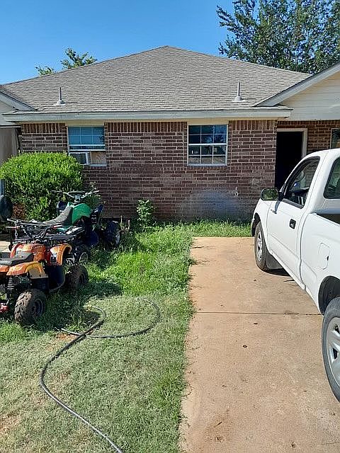 1st image of 1432 E Mulkey St #2