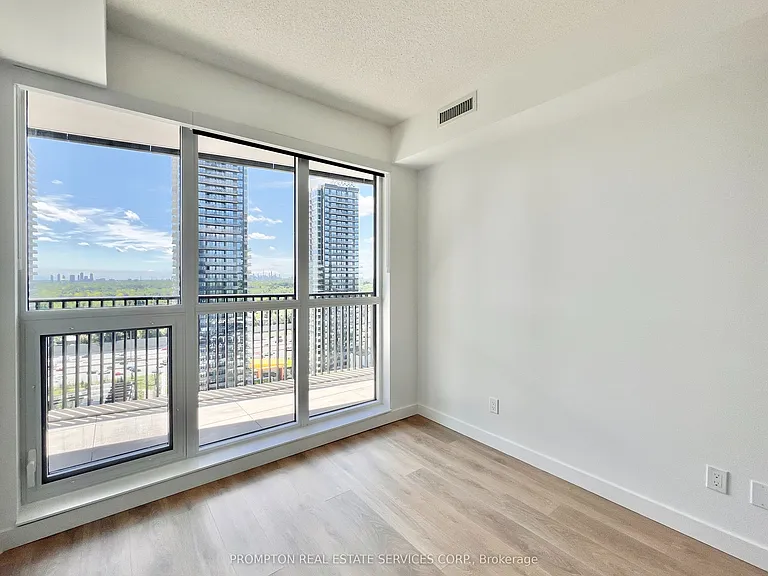68 Esther Shiner Blvd #2016 — Photo 20