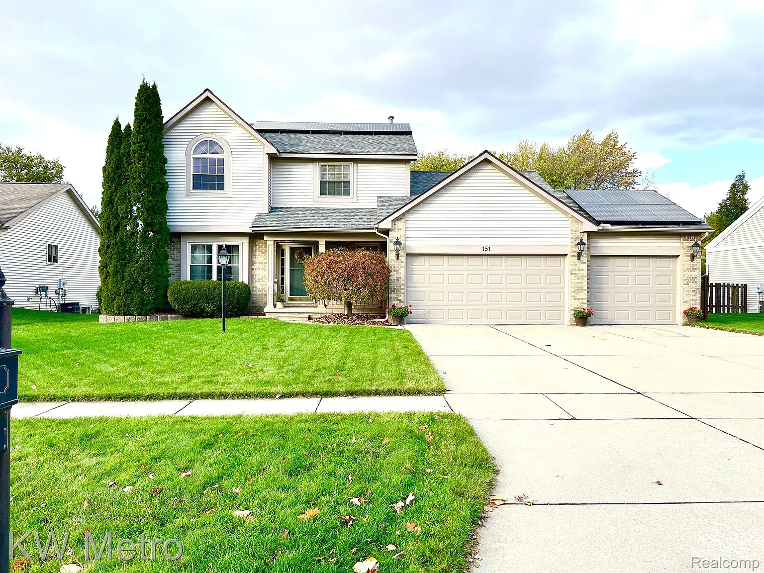 151 Kathy Cir photo 1