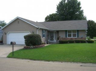 313 Midwestern Dr, Ottawa, IL