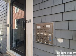 220 Banks St #8, Cambridge, MA 02138