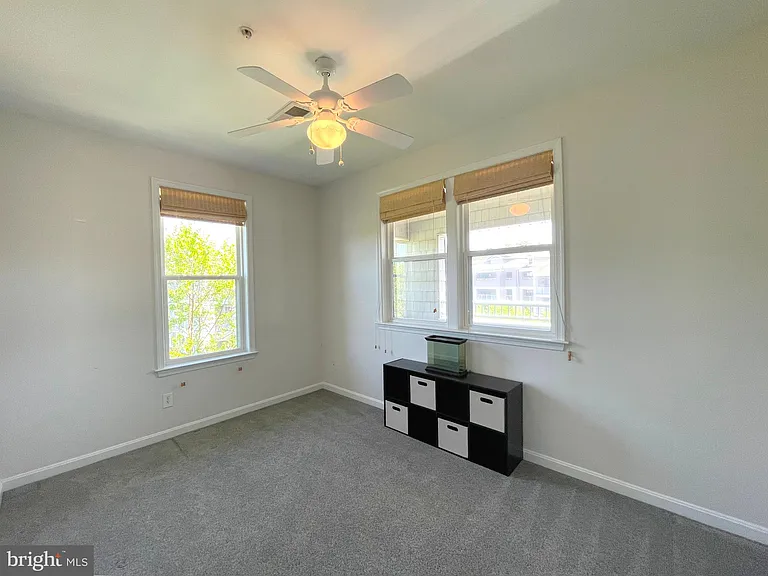 634 Oyster Bay Pl — Photo 14
