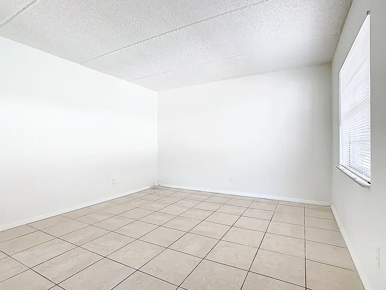 714 Michigan Ct #1 — Photo 24