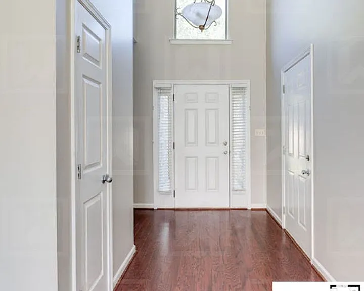 1128 Alden Glen Dr — Photo 5