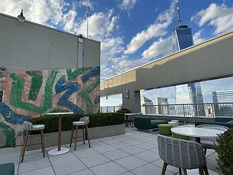 Rented by R New York