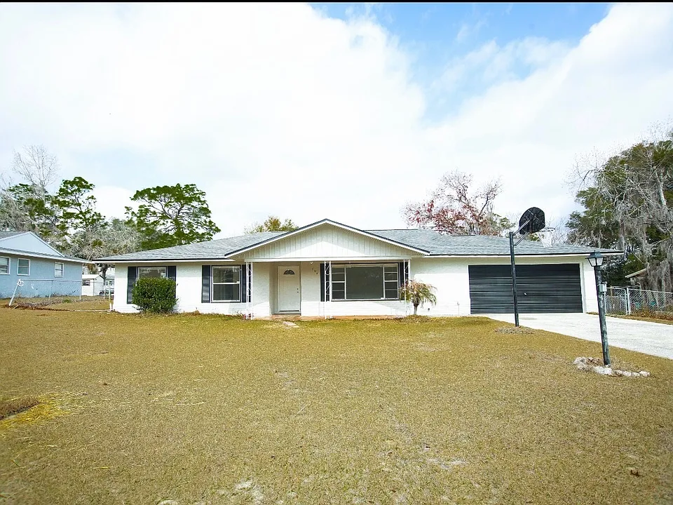 606 Water Rd