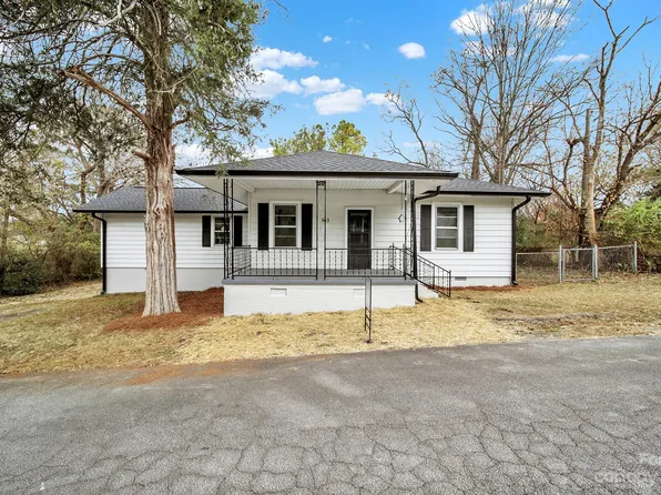 563 5th St, Chester, SC 29706