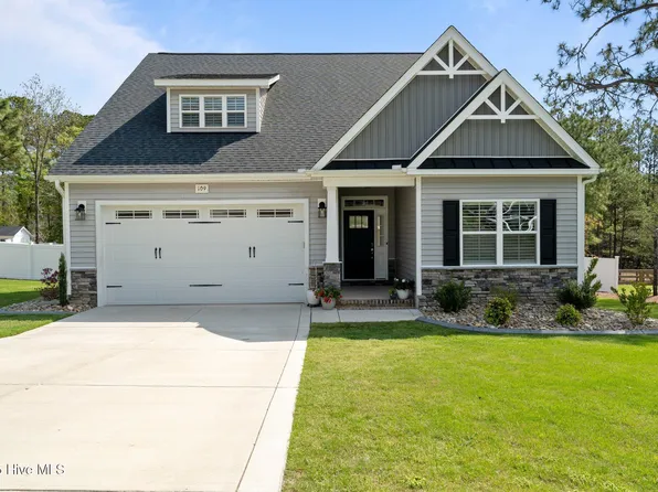 109 Country Ridge Lane, Carthage, NC 28327