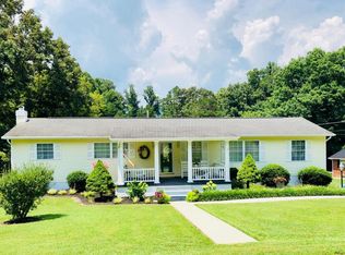 227 Tree Cir, La Follette, TN 37766