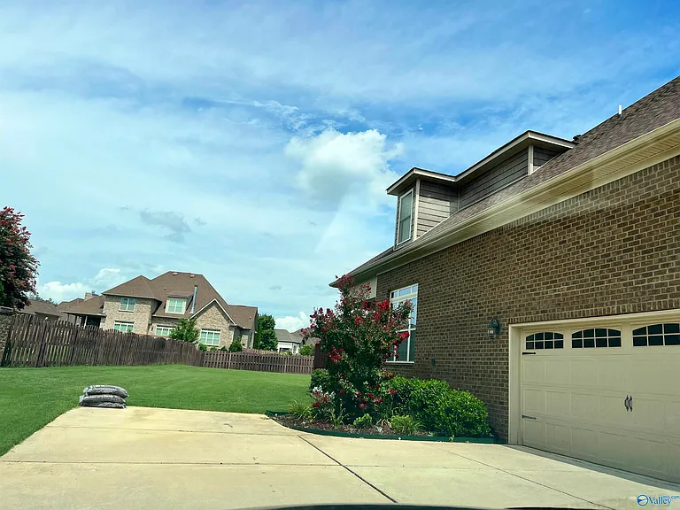 123 Forest Ridge Dr — Photo 16