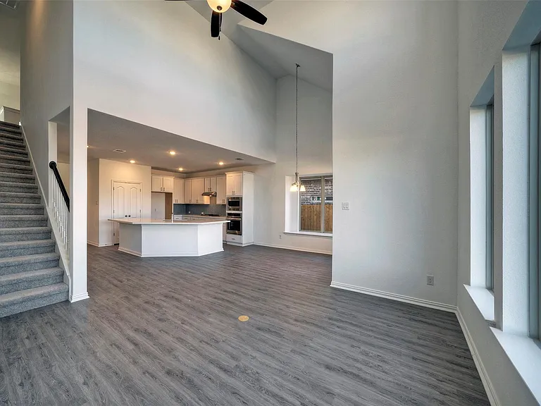2428 Demorse Dr — Photo 12