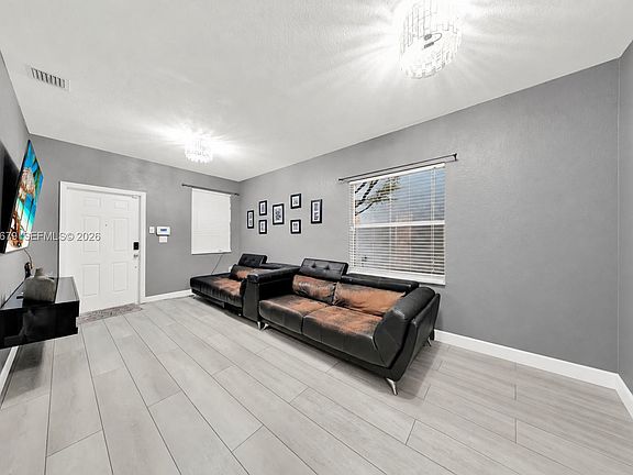 4th image of 22066 SW 93rd Pl