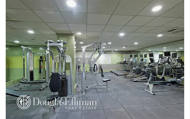 Sold by Douglas Elliman | media 22