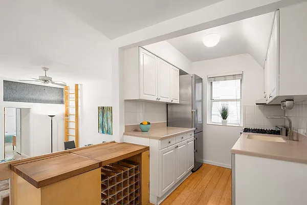 Sold by Compass | media 5