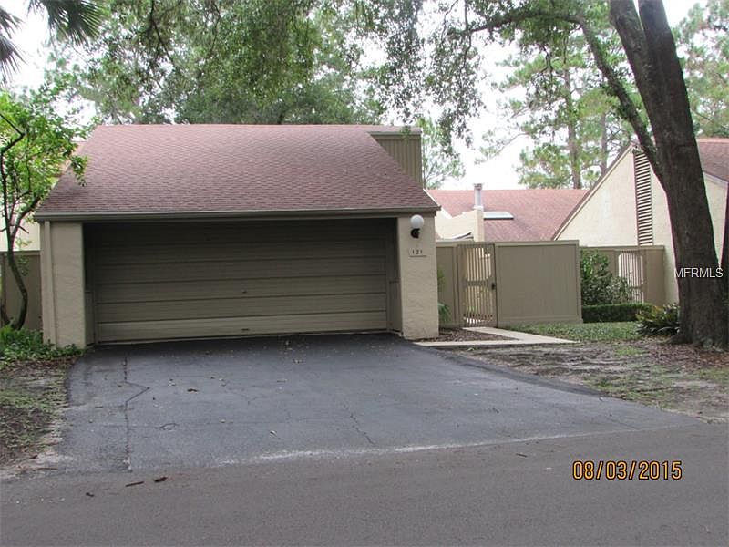 1st image of 121 Red Cedar Dr