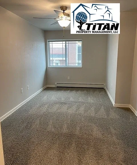 926 Superior Ave — Photo 8