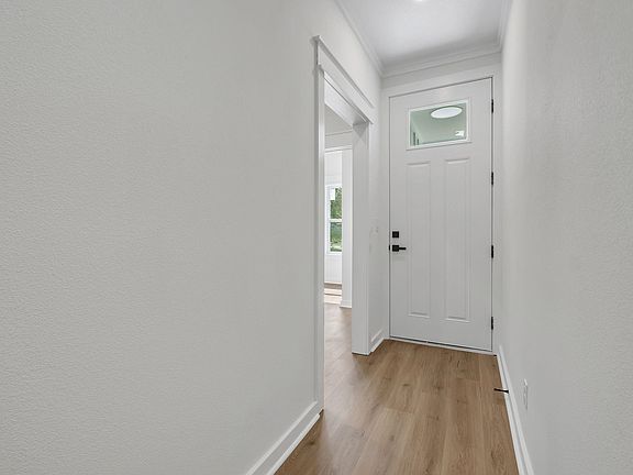 3rd image of 310 Pebble Pointe Ct