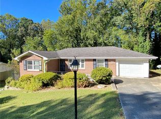 3223 Kingston Rd NW, Atlanta, GA 30318