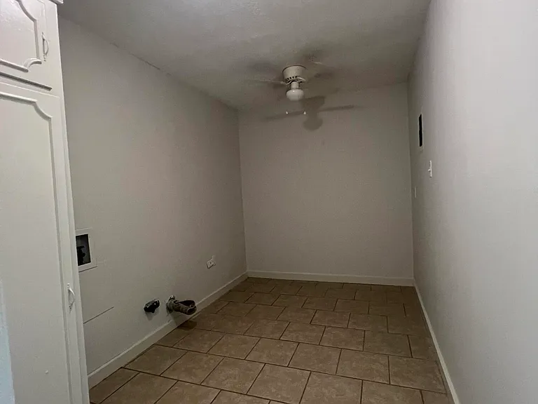 2819 Lawnwood Dr — Photo 16