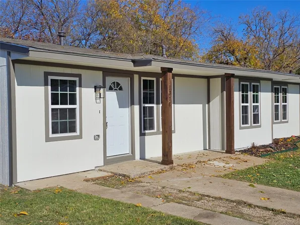 1301 NE 38th St, Fort Worth, TX 76106