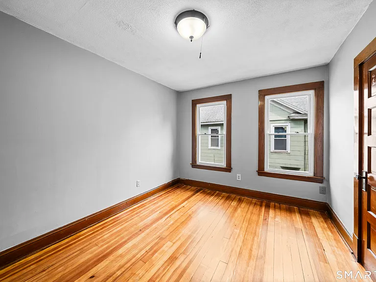 44 Bigelow Ave — Photo 23