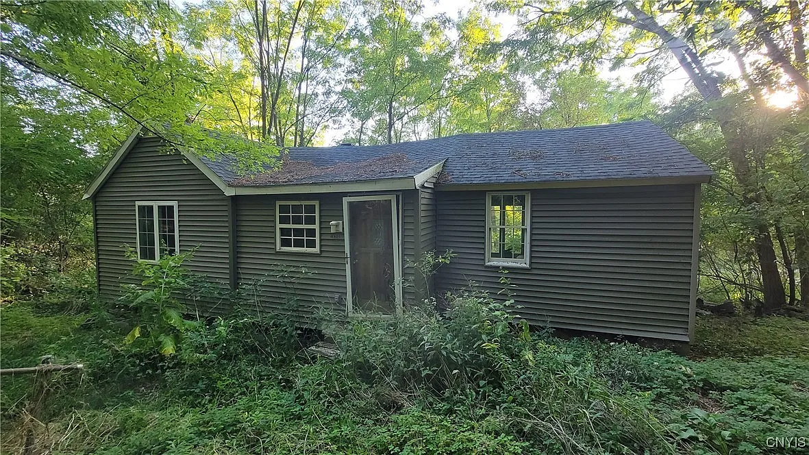 123 Piper Rd photo 1