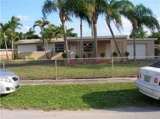 7810 Farragut St, Hollywood, FL 33024