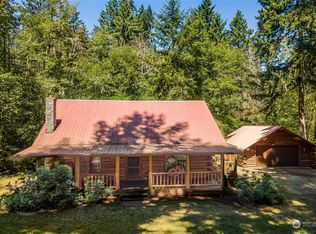 8526 Davenport Rd, Anderson Island, WA 98303