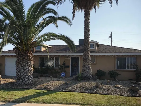 3514 Circle Ct E, Fresno, CA 93703