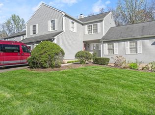 82 Quarry Village Rd UNIT 82, Cheshire, CT 06410