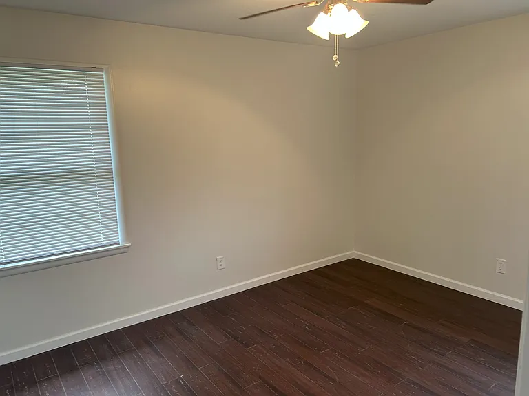 2620 Thornhill Rd NW — Photo 13