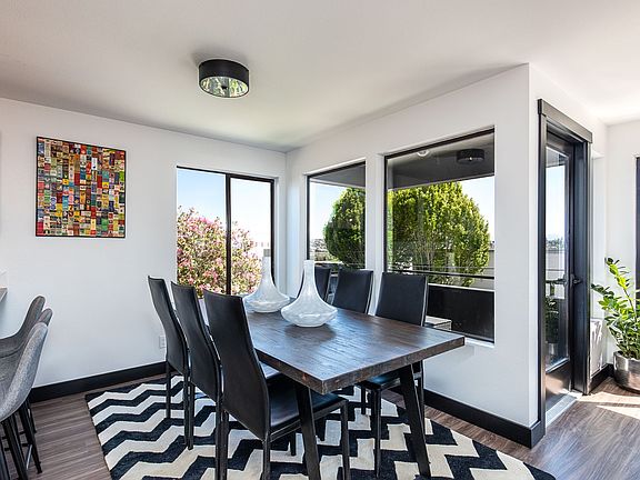 4th image of 2410 Dexter Ave N #302