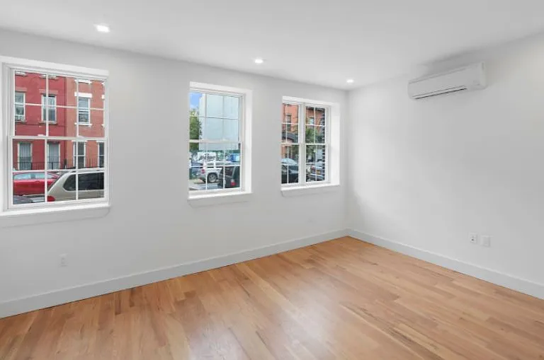 102 Central Ave #1A — Photo 2