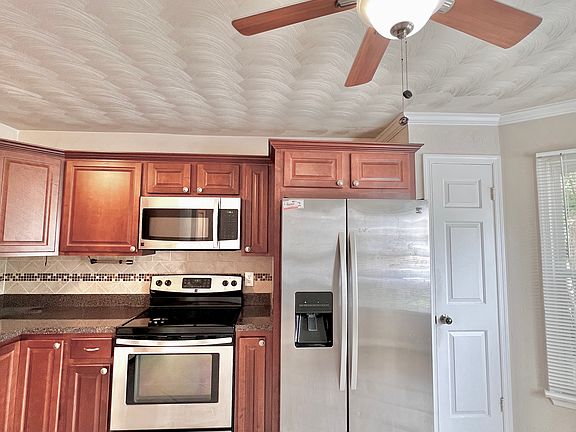 4th image of 4317 Manchester Ln