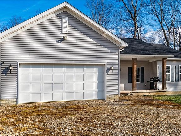 4th image of 6965 Chandlersville Rd