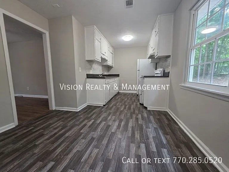 101 Bowen Dr — Photo 7
