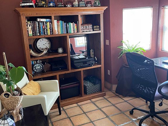 study / family room / 3rd bedroom
