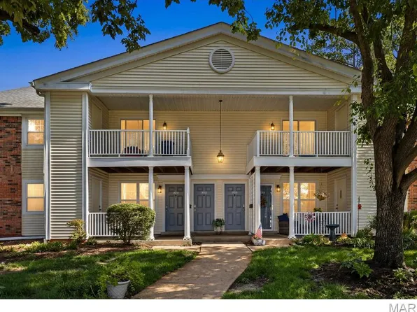 9158 Robin Ct, Saint Louis, MO 63144