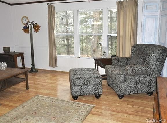 4th image of 273 Laurelwood Ln