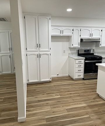 2nd image of 2035 S Pinkham St #2037