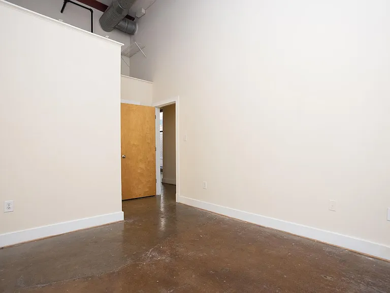 Cornish Brewery Apartment Homes — Photo 106