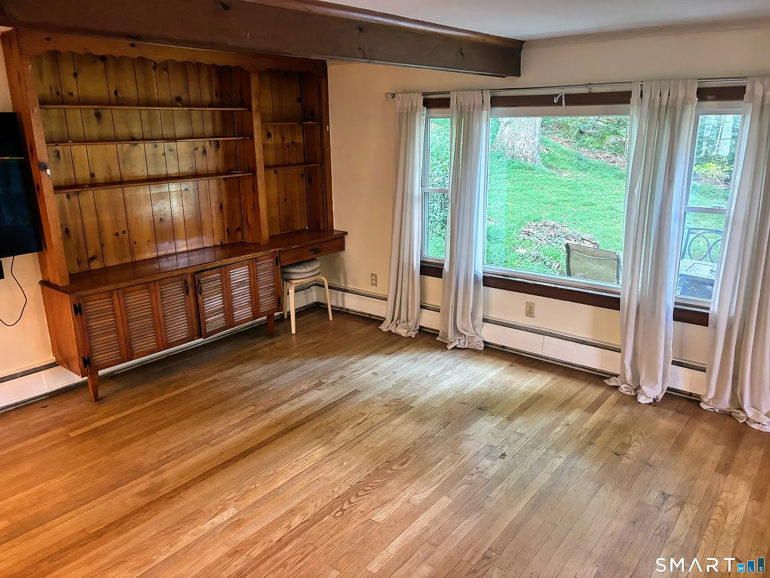3 bed, 1.5 bath, 1481 sqft, $2,200 — Photo 4