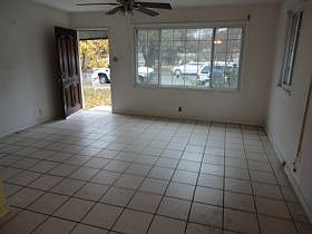 4th image of 156 Walnut St