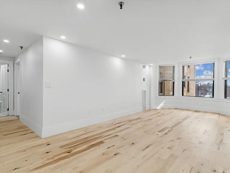 390 Commonwealth Ave #603 — Photo 3