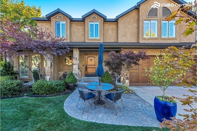 East Bench Executive home on 1/2 acre