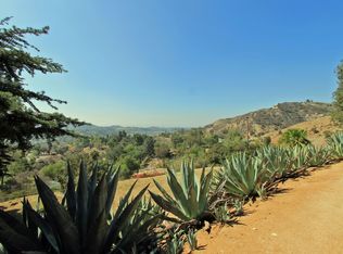 11435 Skyland Rd, Sunland, CA 91040