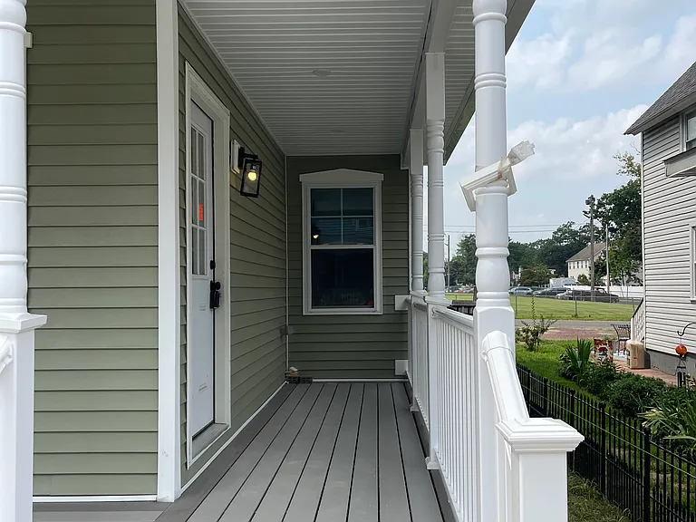 78 West Ave — Photo 2