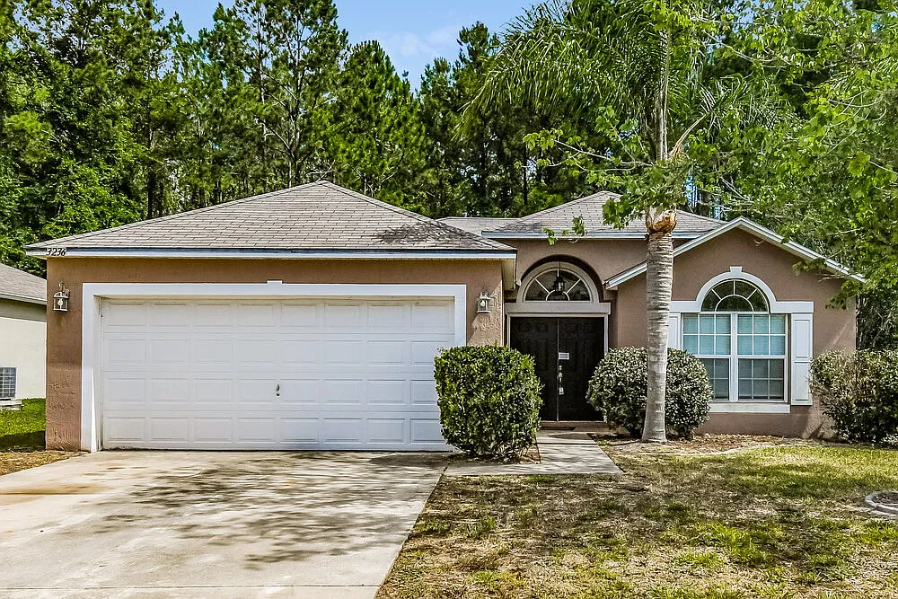 3 bed, 2.0 bath, 1632 sqft, $1,970 — Photo 1