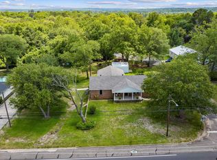 1609 W Main St, Henderson, TX 75652